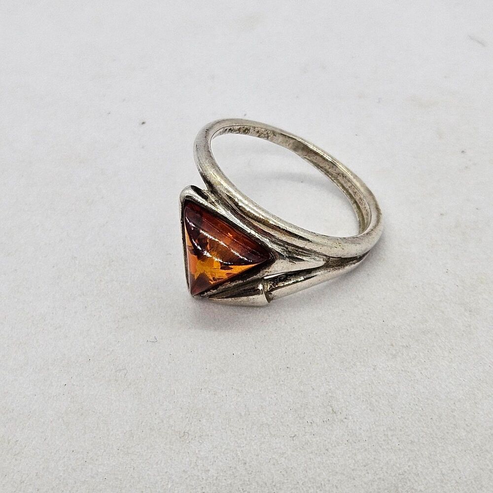 Amber and Sterling Silver Size 6.75 Ring 925